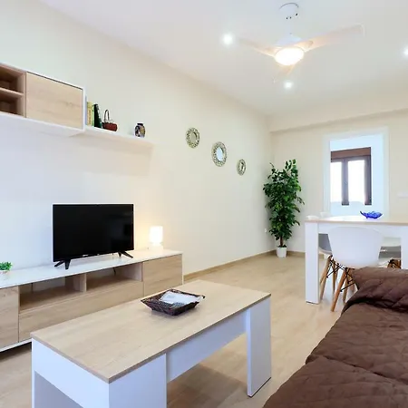 Rosas En La Balconada & With Parking In Historic Center شقة *