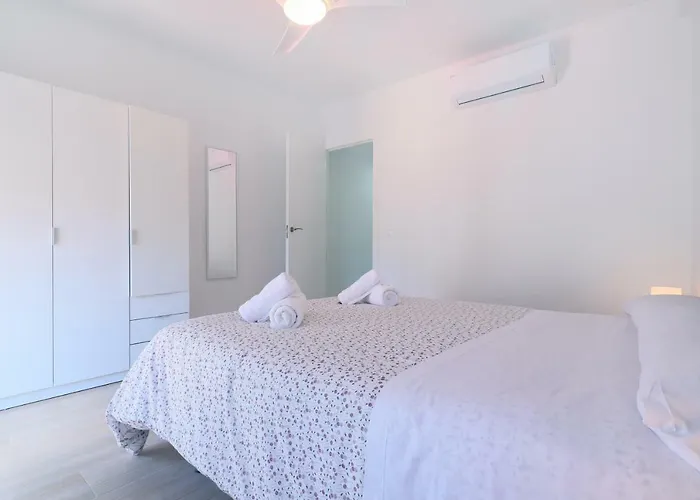 Rosas En La Balconada & With Parking In Historic Center *